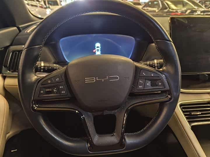 Фото 11 - BYD Song Plus Hybrid/EV