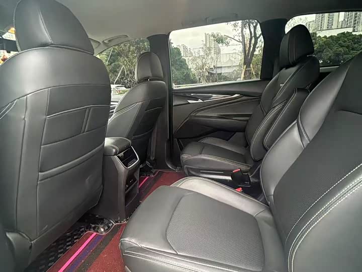 Фото 12 - Maxus G50