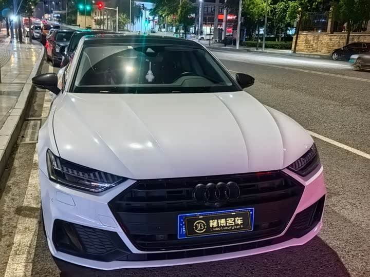 Фото 2 - Audi A7