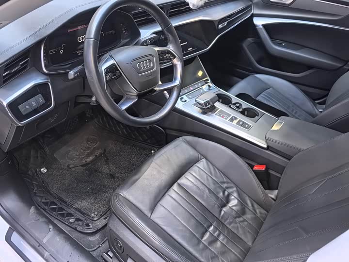 Фото 5 - Audi A7