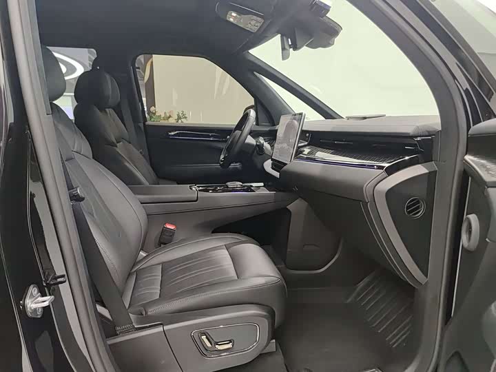 Фото 11 - Zeekr 009