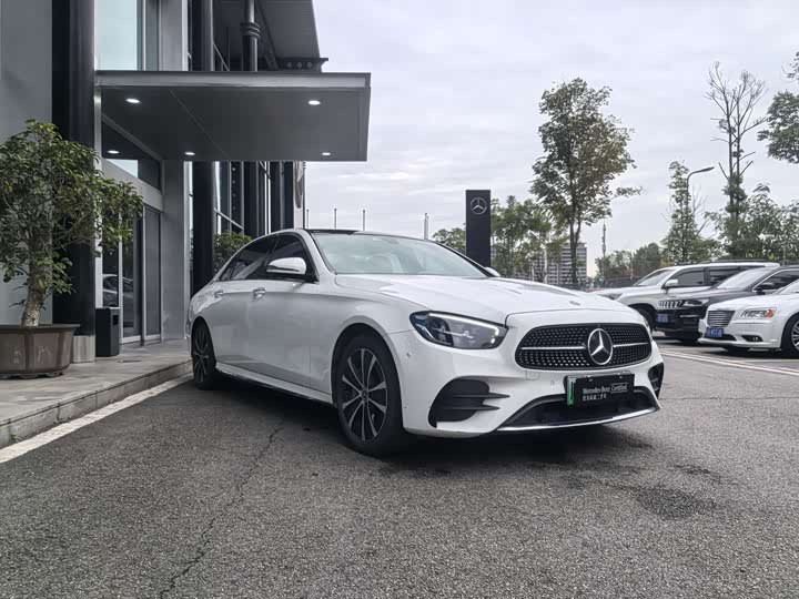 Фото 4 - Mercedes-Benz E-Class Hybrid