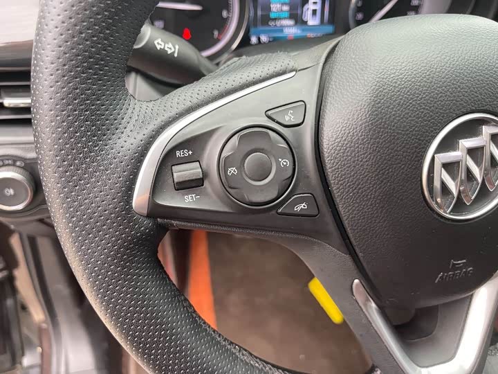 Фото 13 - Buick Envision Plus