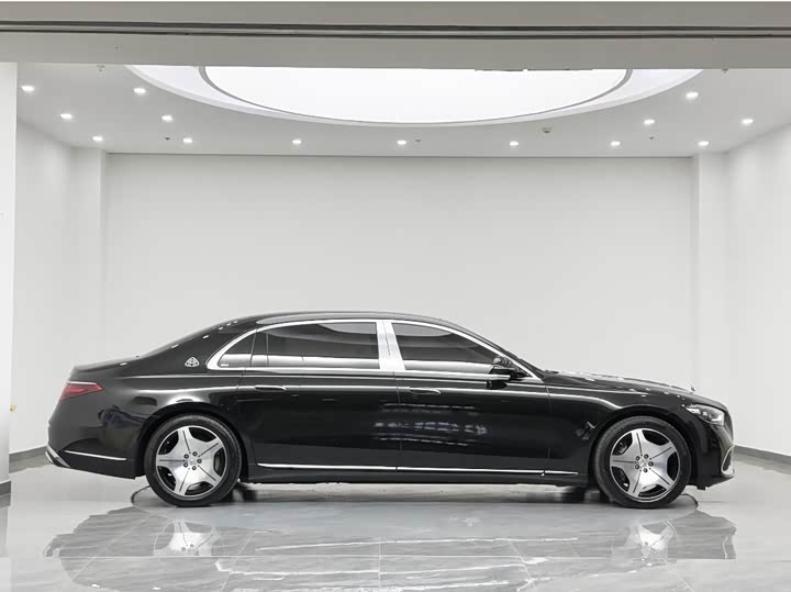 Фото 13 - Mercedes-Benz Maybach S-Class