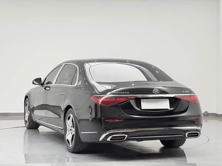 Фото 15 - Mercedes-Benz Maybach S-Class