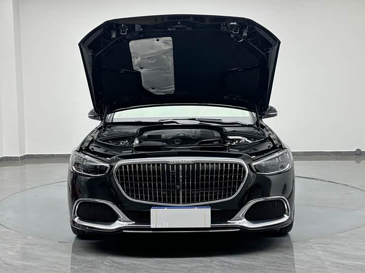 Фото 39 - Mercedes-Benz Maybach S-Class
