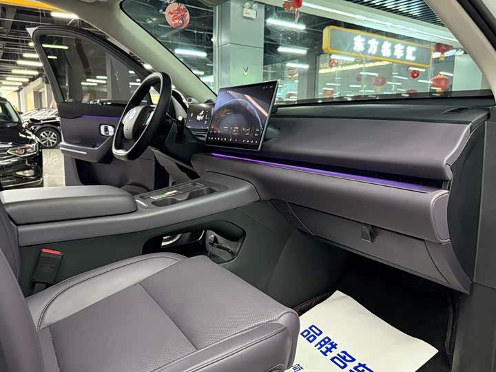 Фото 17 - Leapmotor C10