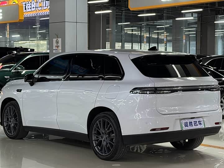 Фото 3 - Leapmotor C10