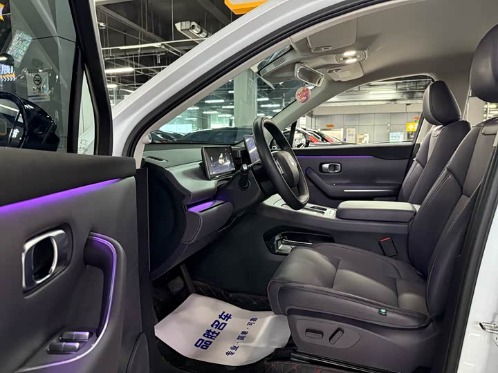 Фото 7 - Leapmotor C10