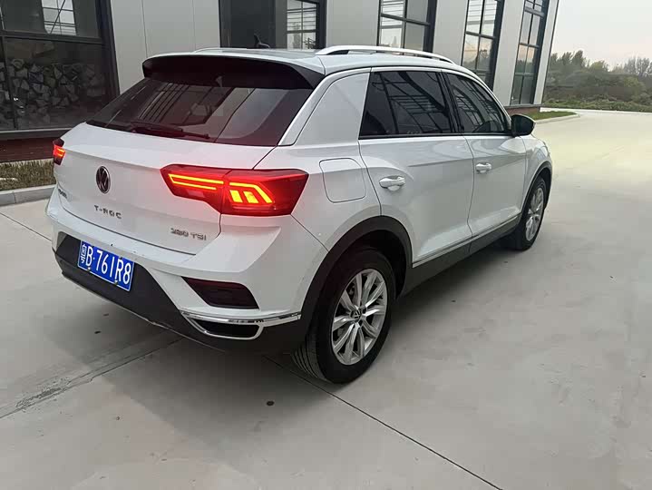 Фото 6 - Volkswagen T-Roc