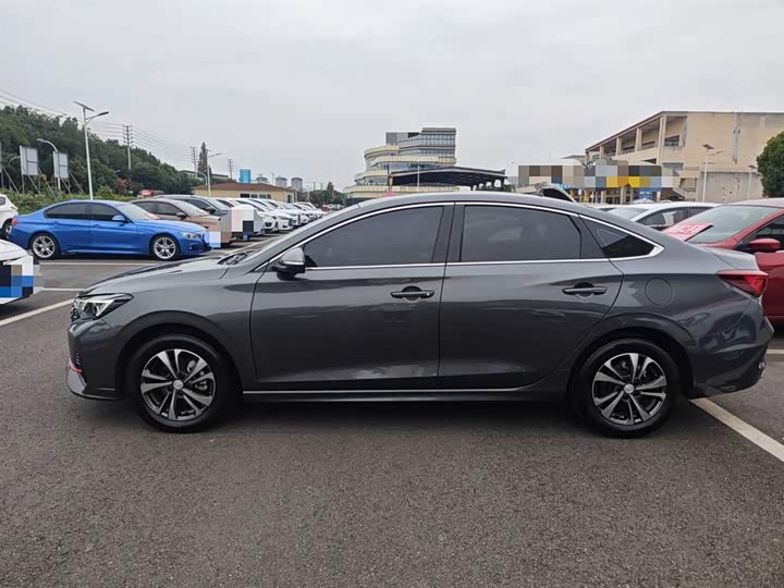 Фото 5 - Changan Eado Plus