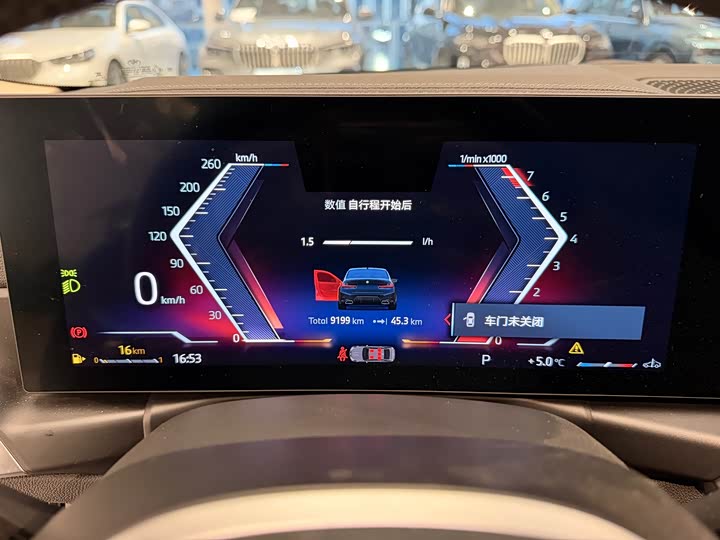 Фото 10 - BMW 3 Series