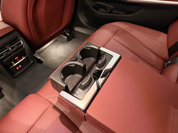 Фото 17 - BMW 3 Series