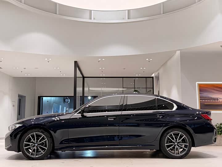 Фото 21 - BMW 3 Series