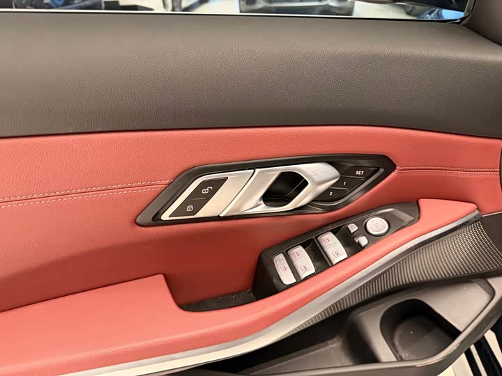 Фото 8 - BMW 3 Series