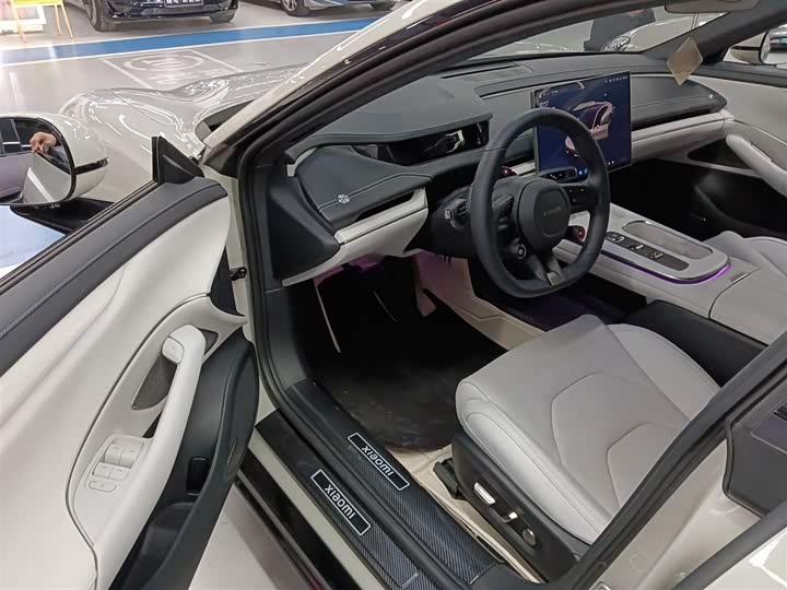 Фото 16 - Xiaomi SU7