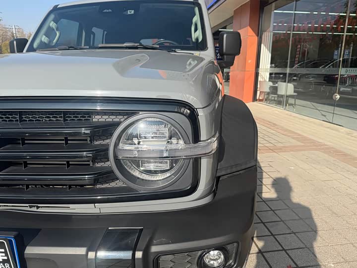 Фото 7 - Tank 300