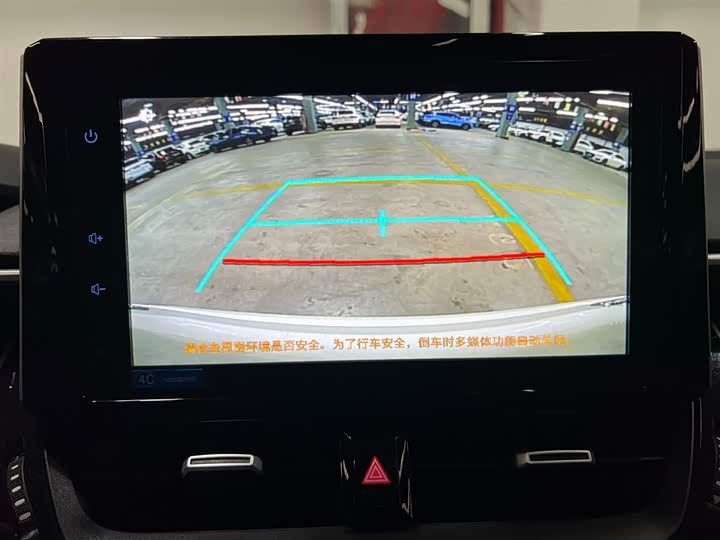 Фото 16 - Toyota Corolla