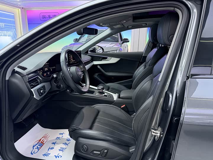 Фото 4 - Audi A4L