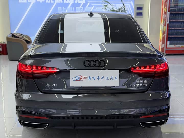 Фото 9 - Audi A4L