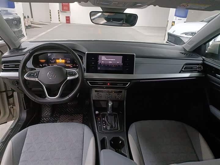 Фото 10 - Volkswagen Lavida