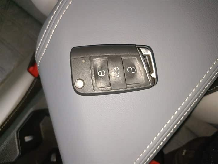 Фото 9 - Volkswagen Lavida