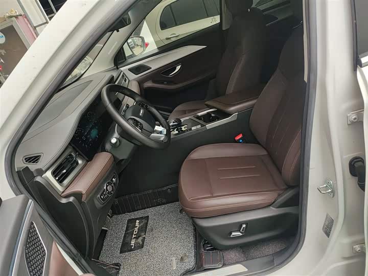 Фото 15 - Jetour X90 Plus