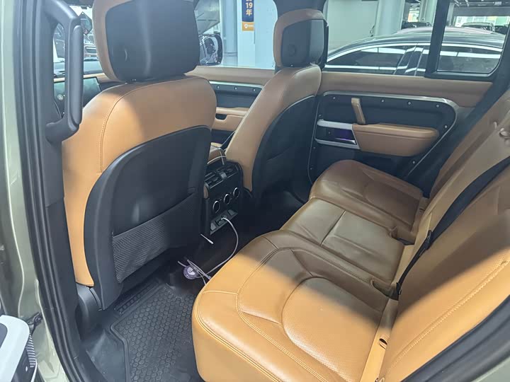 Фото 5 - Land Rover Defender