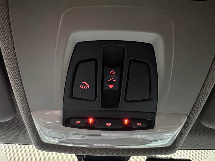 Фото 14 - BMW X1