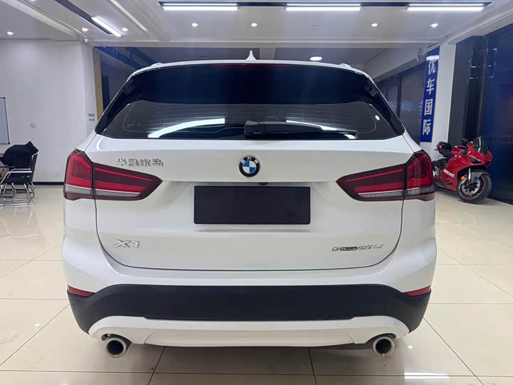 Фото 5 - BMW X1