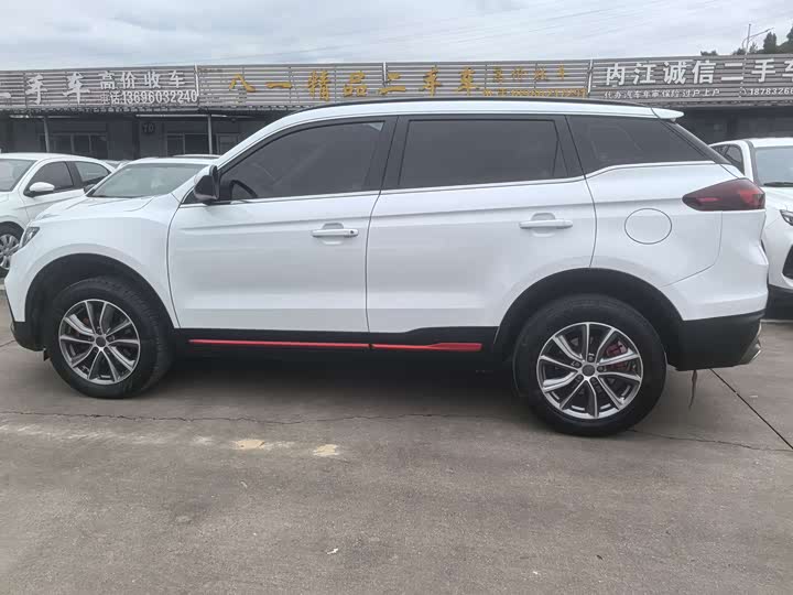 Фото 6 - Geely Atlas