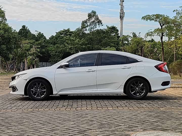 Фото 5 - Honda Civic