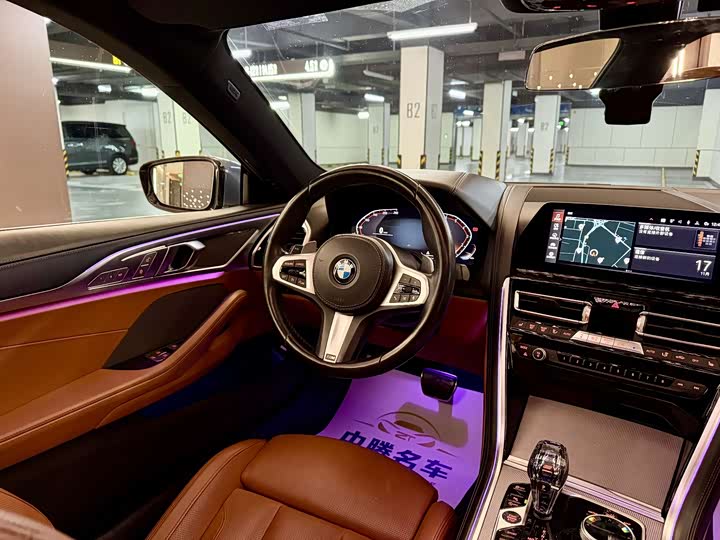 Фото 14 - BMW 8 Series