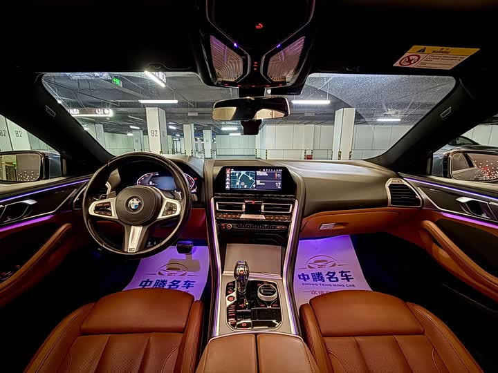 Фото 15 - BMW 8 Series