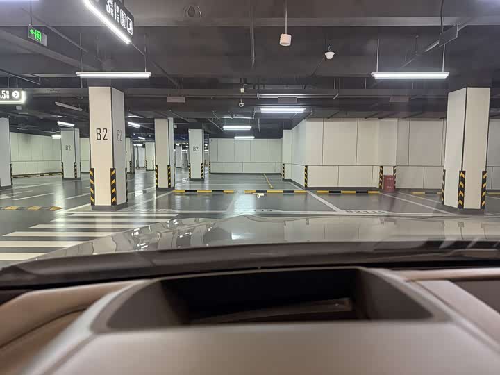 Фото 27 - BMW 8 Series