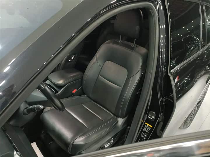 Фото 15 - LiXiang One