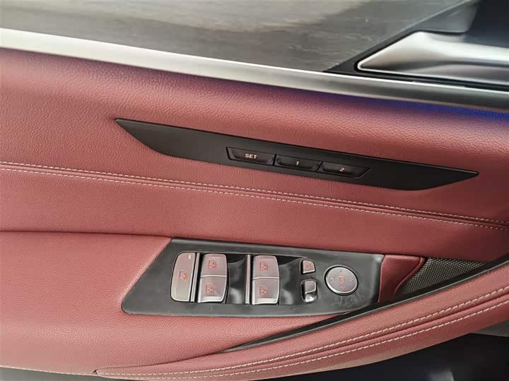 Фото 7 - BMW 5 Series Hybrid