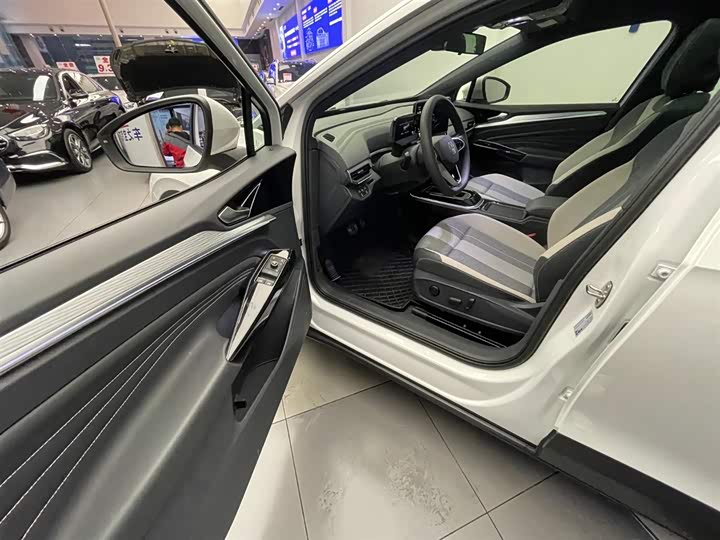 Фото 19 - Volkswagen ID.4 Crozz