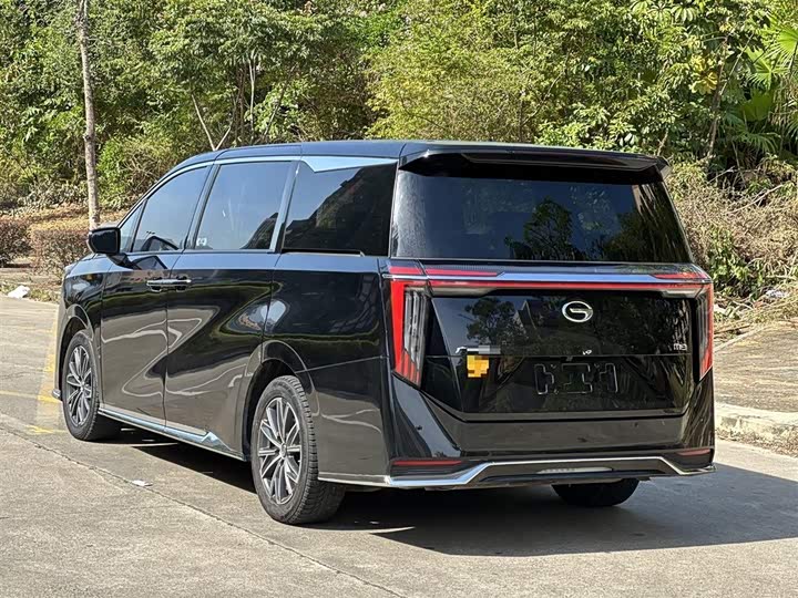 Фото 9 - GAC Trumpchi M8