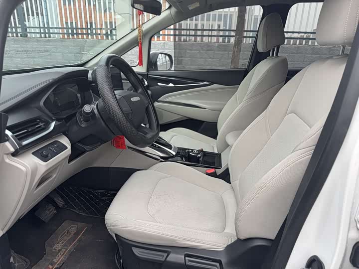 Фото 4 - Maxus G50