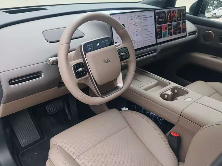 Фото 12 - LiXiang i6