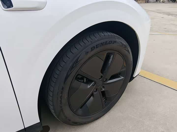 Фото 17 - LiXiang i6