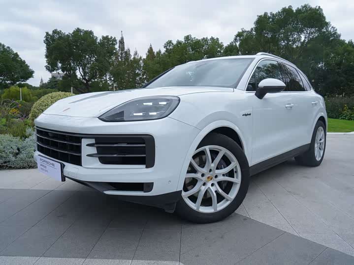 Фото 1 - Porsche Cayenne Hybrid