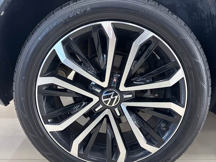 Фото 20 - Volkswagen T-Roc