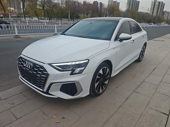 Фото 1 - Audi A3