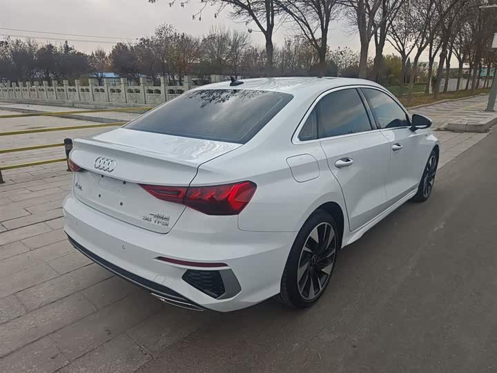 Фото 11 - Audi A3