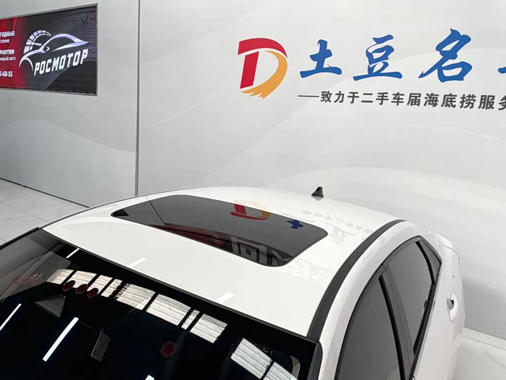 Фото 16 - Hyundai Elantra N line