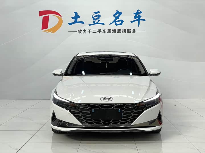 Фото 2 - Hyundai Elantra N line