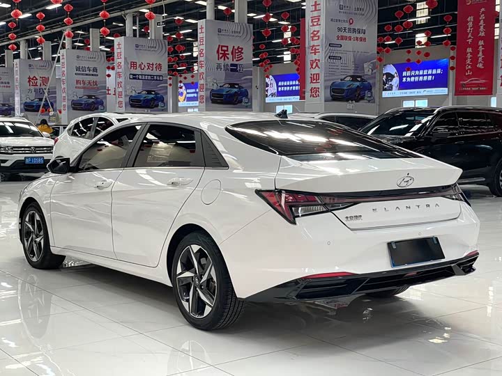 Фото 4 - Hyundai Elantra N line