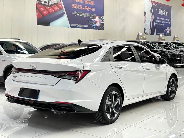 Фото 6 - Hyundai Elantra N line